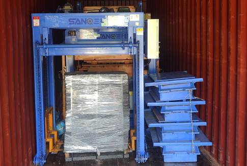 Shipment of QT4-26 brick machine to Uganda